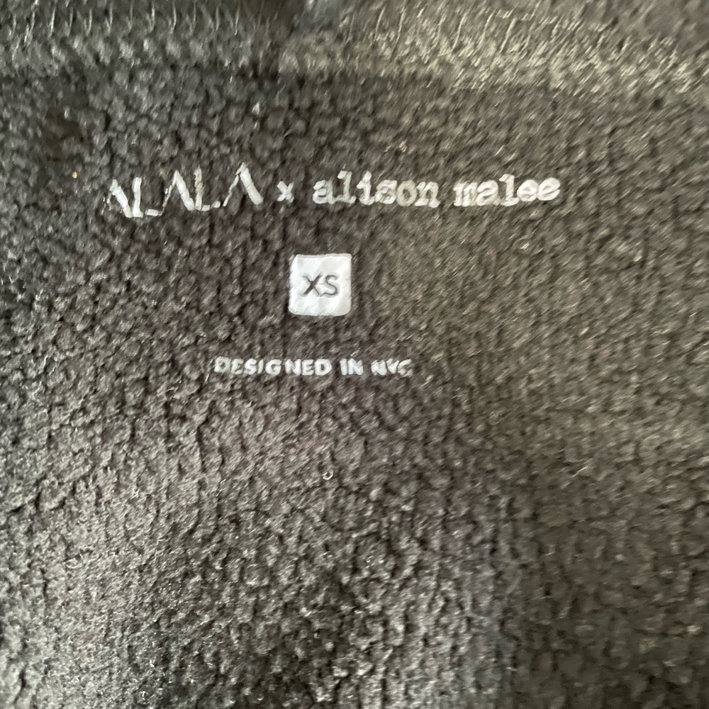 alala x alison malee empowering oversized graphic black mantra hoodie. X-Sm - Picture 6 of 6